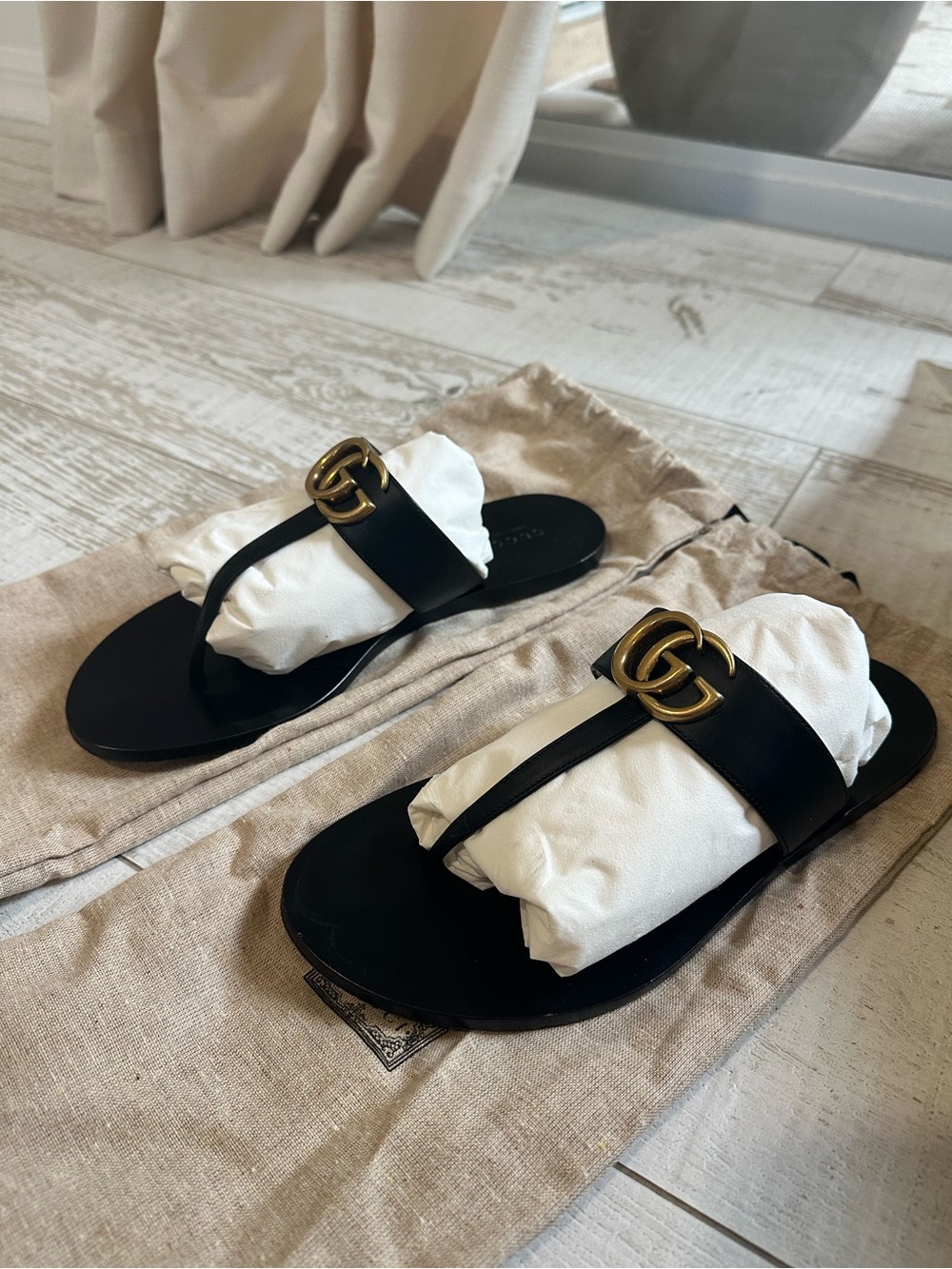Gucci Black Leather Sandals with Gold Double-G